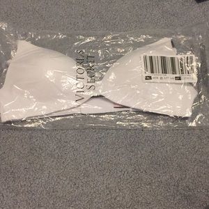 Victoria’s Secret White Size 34B Bra